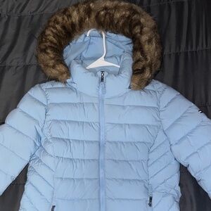 Tommy Hilfiger Women's Faux Fur Trimmed Short Puffer (Blue)